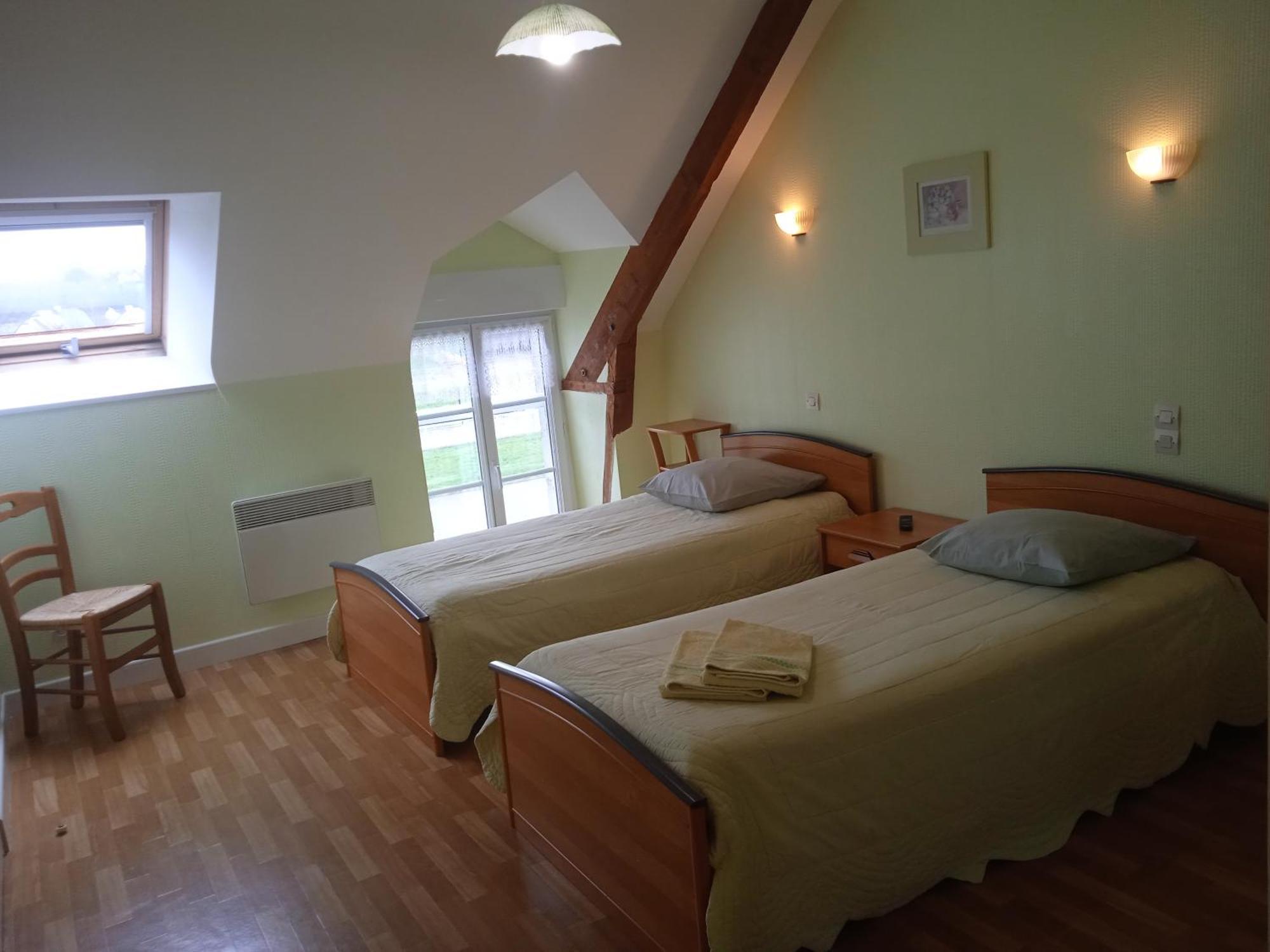 Chambres D'Hotes Le Petit Angle Saint-Broladre Exterior photo